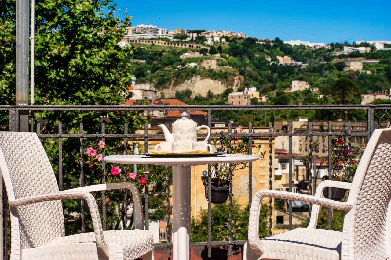 Antica Dimora Deluxe Bed & Breakfast Naples Luaran gambar