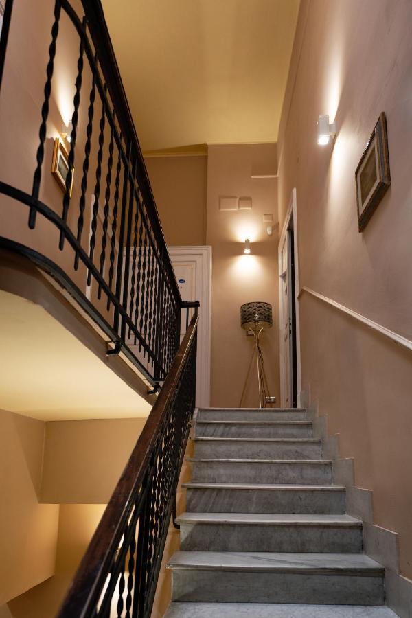 Antica Dimora Deluxe Bed & Breakfast Naples Luaran gambar