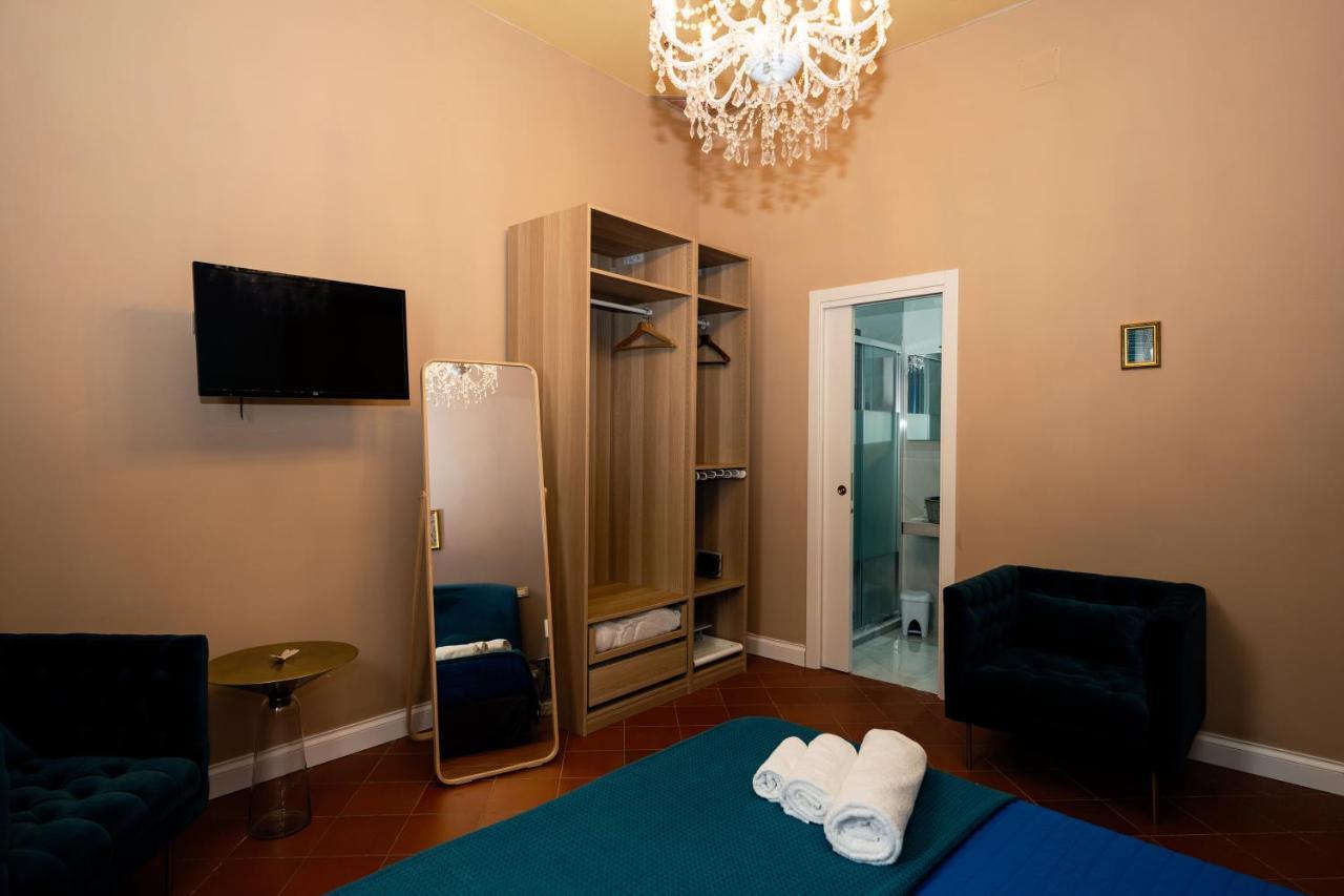 Antica Dimora Deluxe Bed & Breakfast Naples Luaran gambar